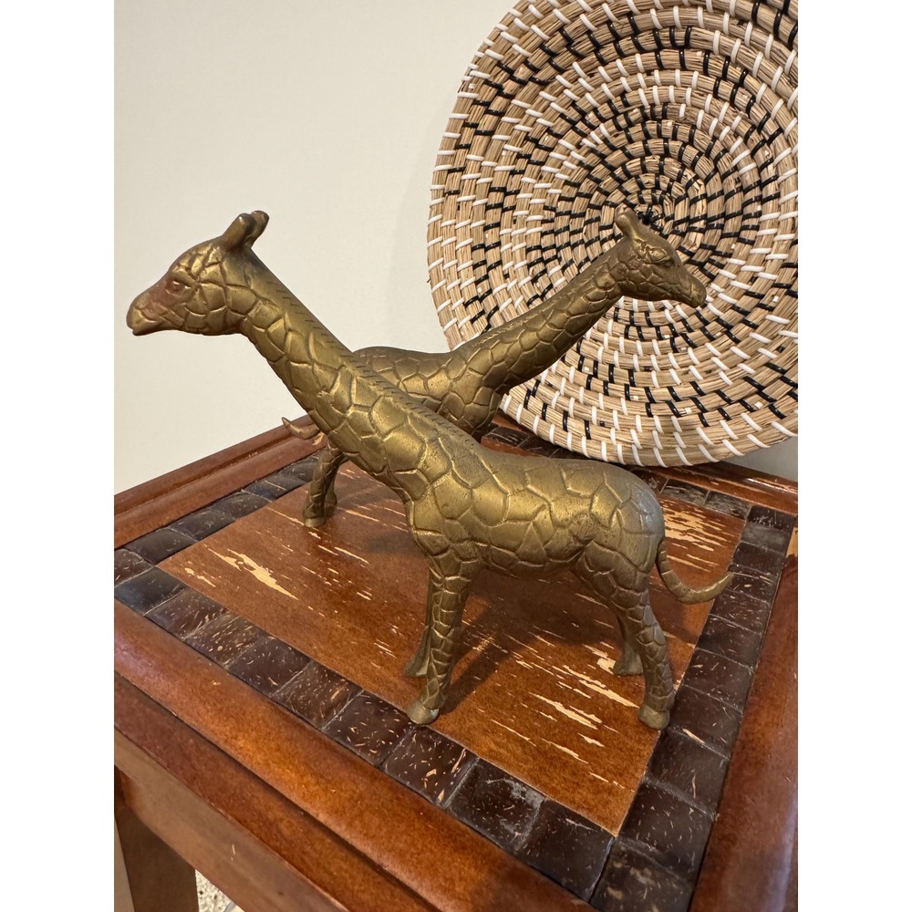 Vintage Brass Giraffe Figurines: Mid-Century Safari Decor, Set of 2 - Picture 5 of 5